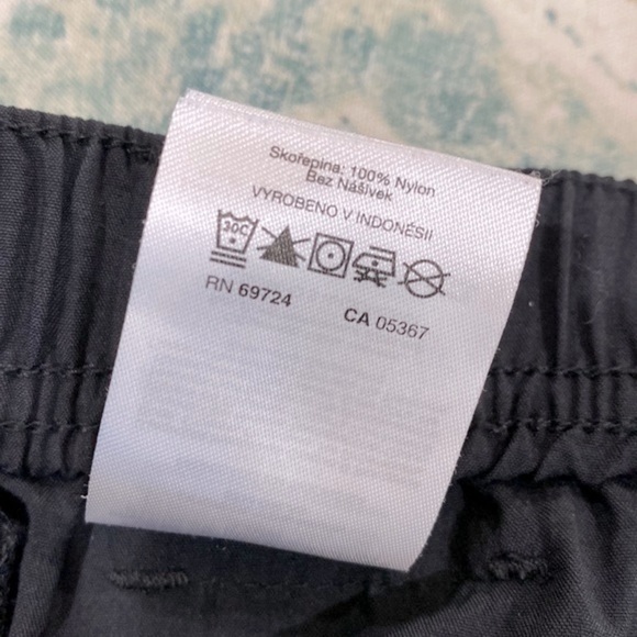 Columbia size large black shorts - Picture 9 of 9